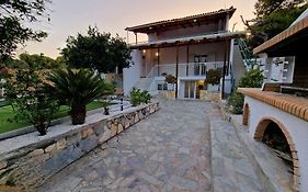 Elmy Houses V3 / Clio
